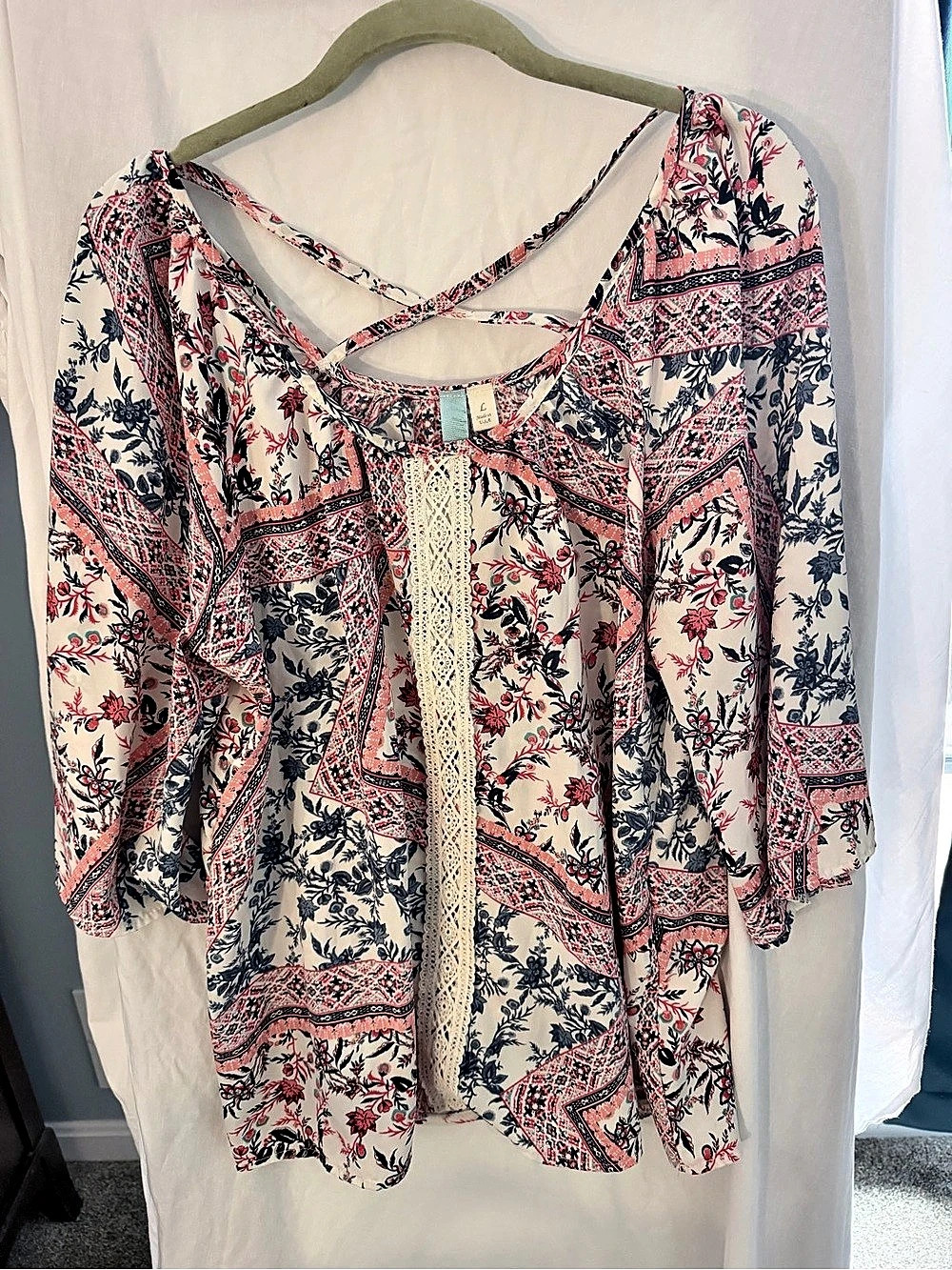 Vintage Floral Lace-Trim Blouse in Pink & Blue Size Large